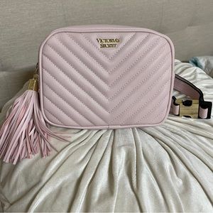 ‼️ SOLD ‼️ Victoria secret pink belt bag